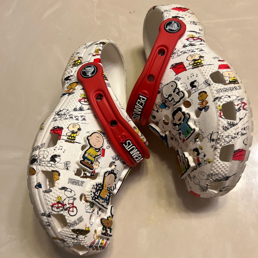 Peanuts kids Croc Clogs size J1 - Picture 11 of 13